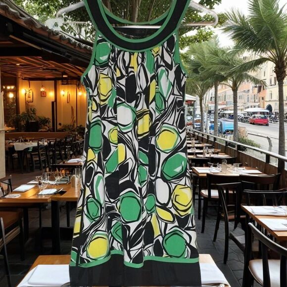 My Michelle Patterned dress size small - Picture 2 of 7